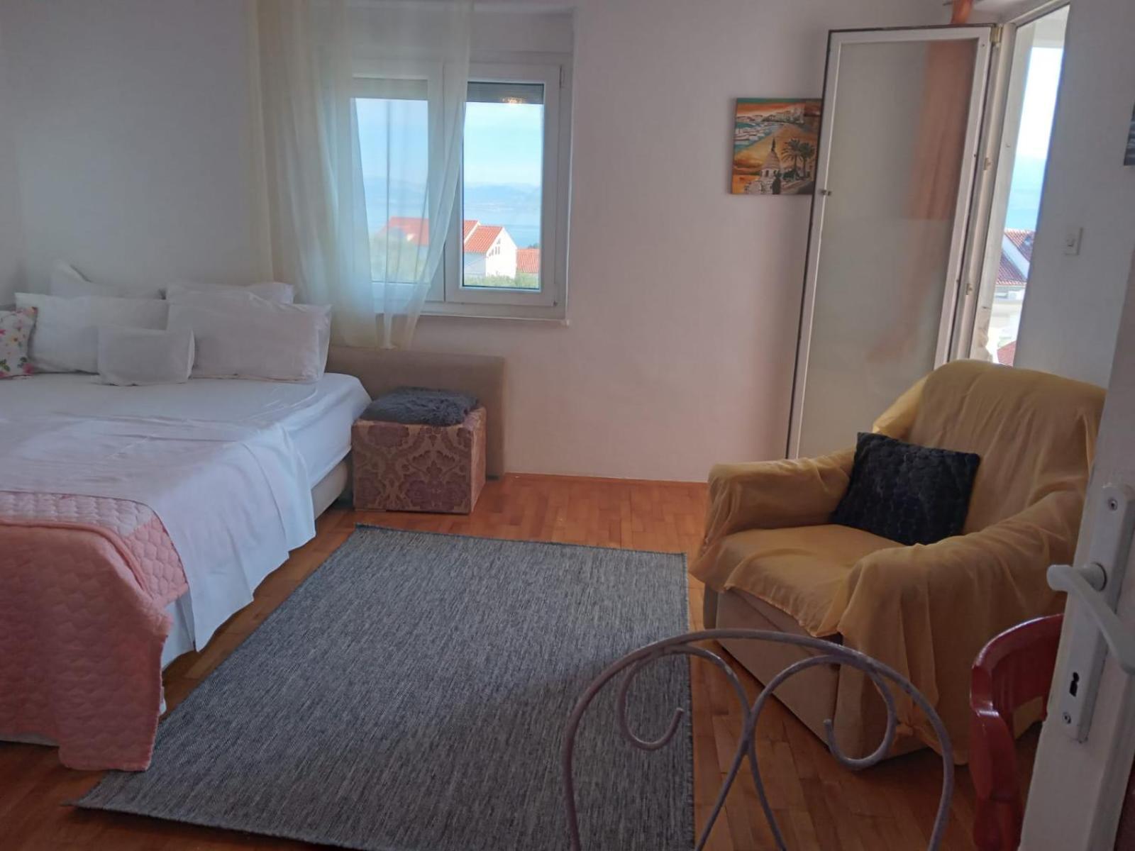 Apartment Ma'Re Supetar Bagian luar foto